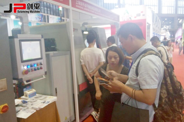 新能源汽車全面發(fā)展，劍平助力汽車智能化|動(dòng)平衡機(jī)